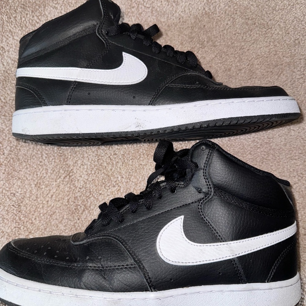 Big Boys Size 8 Nike Court Vision Mid-Top Shoes. Clean, worn a handful of times